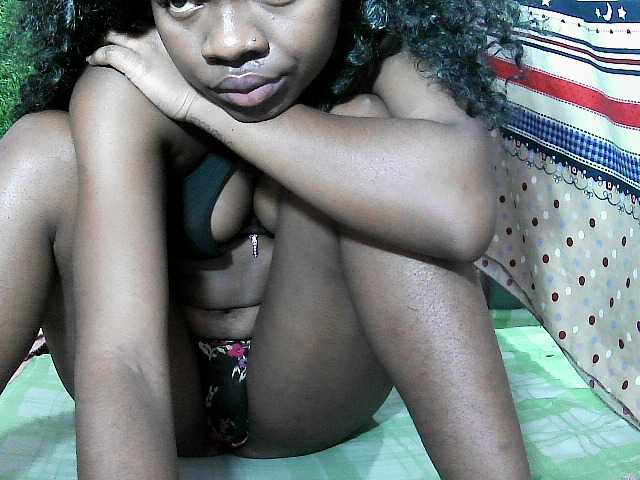 Mayah891 live cam on BongaCams