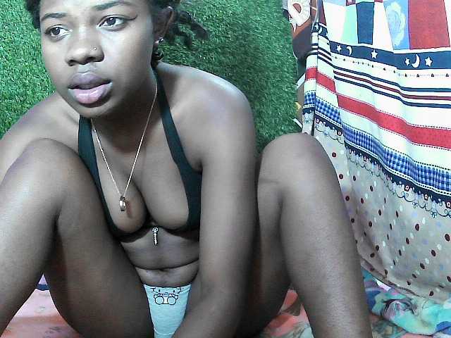 Mayah891 live cam on BongaCams