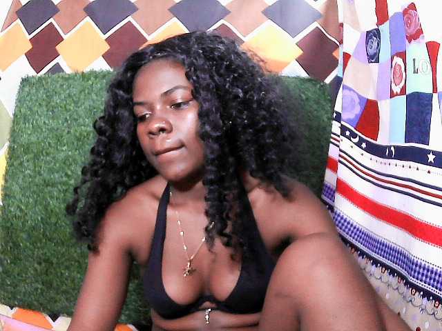 Mayah891 live cam on BongaCams