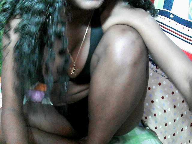 Mayah891 live cam on BongaCams