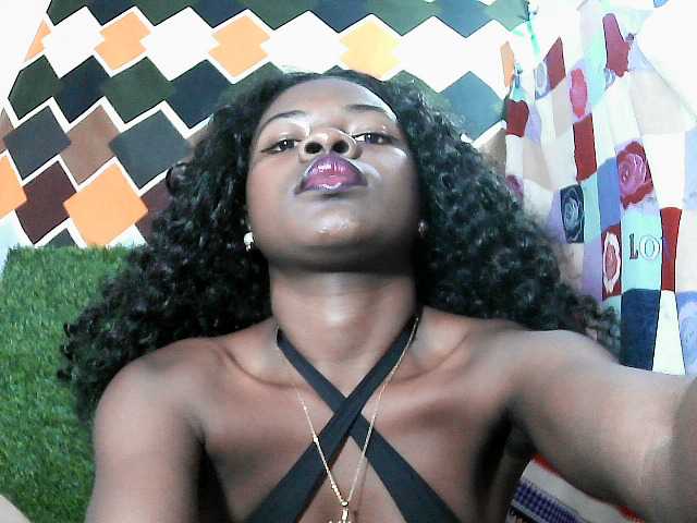 Mayah891 live cam on BongaCams