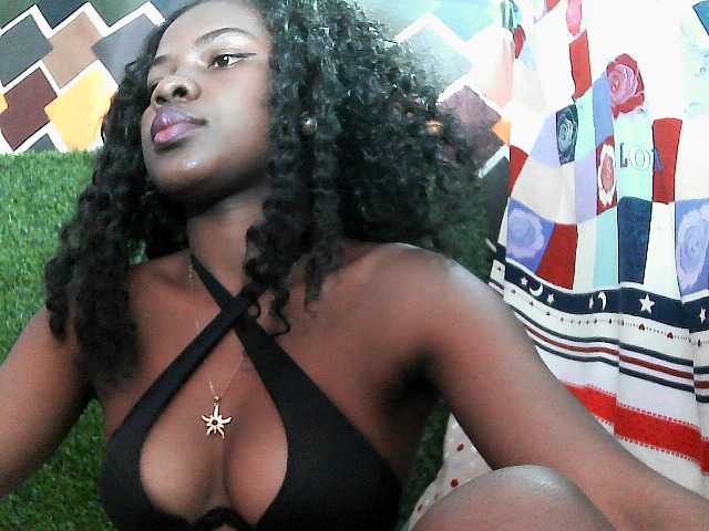 Mayah891 live cam on BongaCams