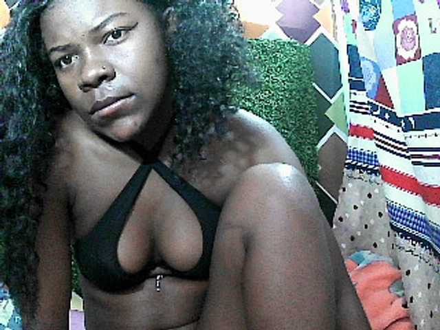Mayah891 live cam on BongaCams