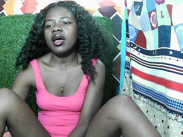Mayah891 live cam on BongaCams
