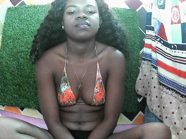 Mayah891 live cam on BongaCams