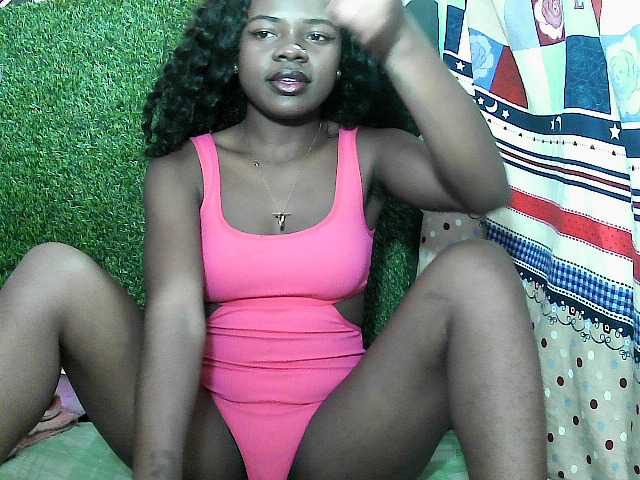 Mayah891 live cam on BongaCams
