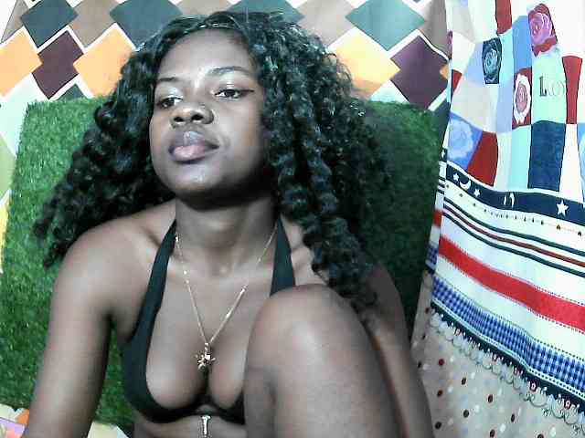 Modèle: Mayah891
