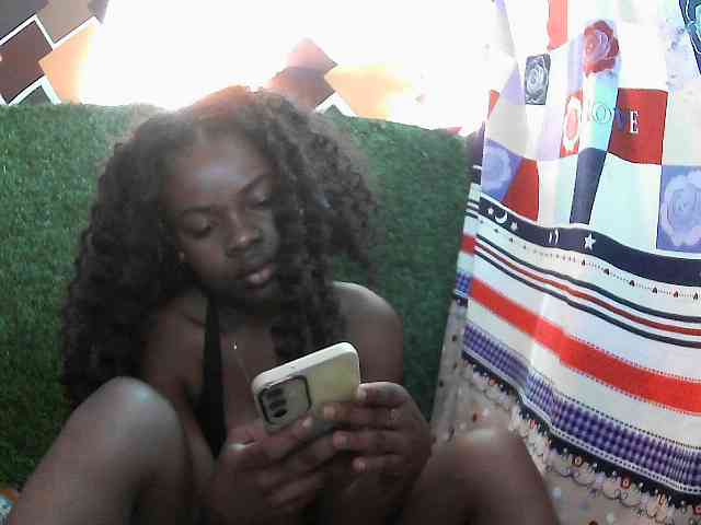 Modèle: Mayah891