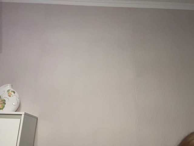 EloiseAllford live cam on BongaCams