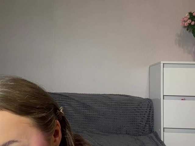 EloiseAllford live cam on BongaCams
