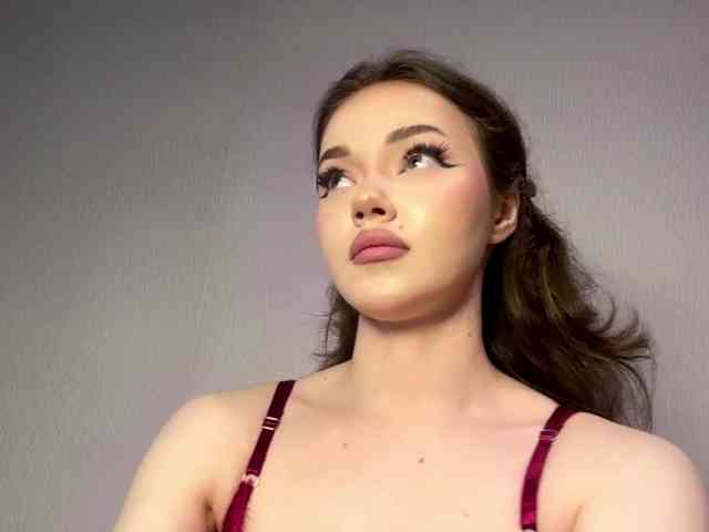 EloiseAllford webcam