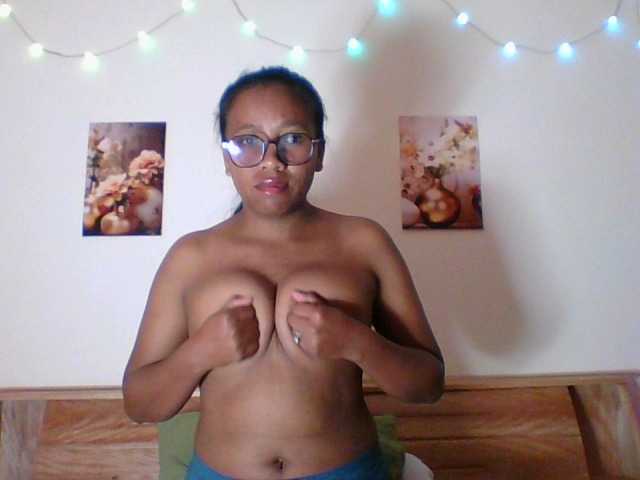 LadySexa live cam on BongaCams