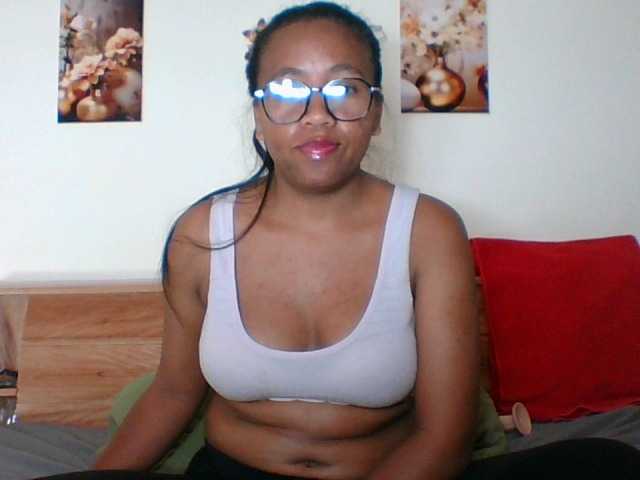 LadySexa live cam on BongaCams