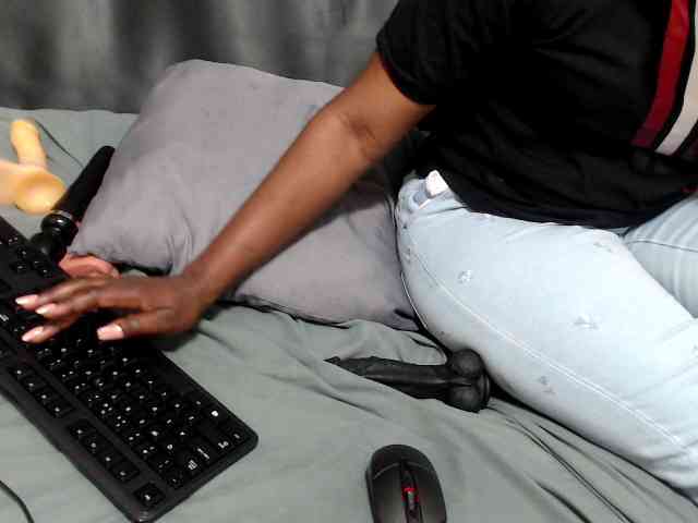 WETPUSSY23X webcam