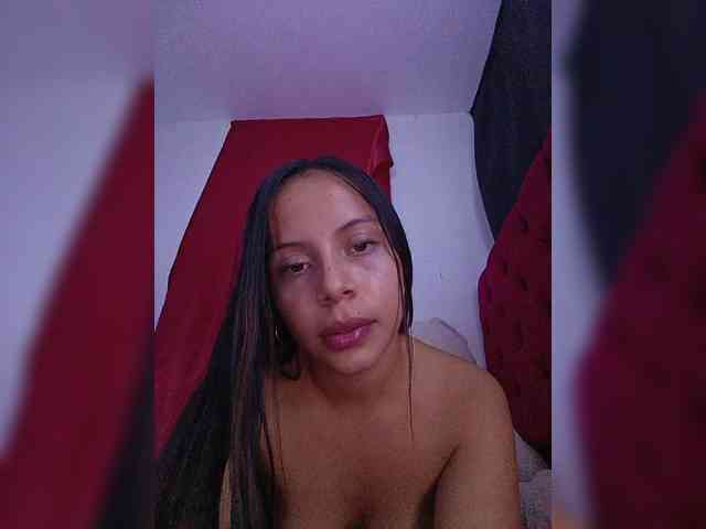 Caroldahiana webcam