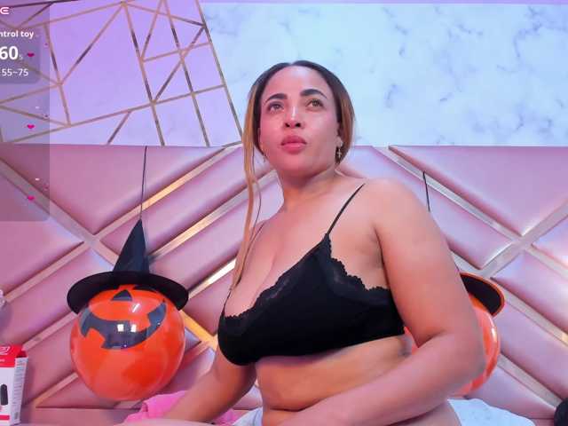 MarianOrozcoX live cam on BongaCams