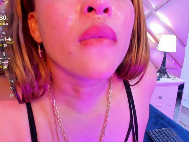 MarianOrozcoX live cam on BongaCams