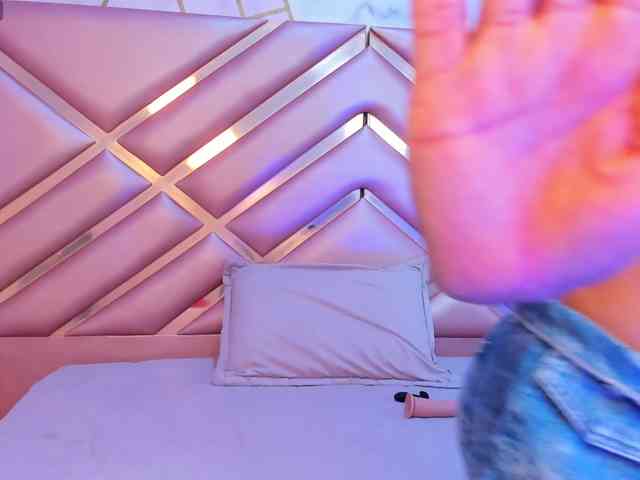 MarianOrozcoX webcam