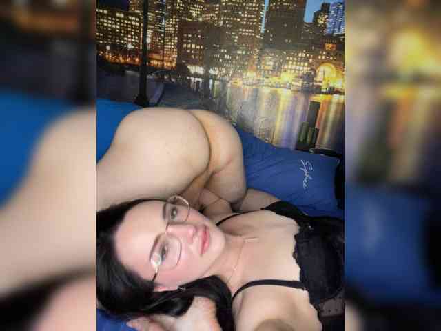 Selenxa's cam show statistics and live stream