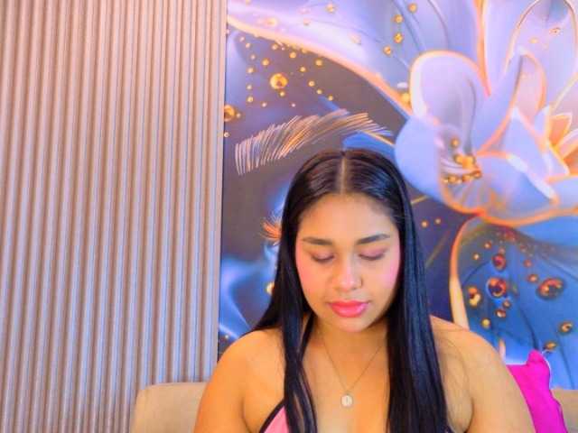 evediamondcr live cam on BongaCams
