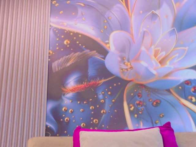 evediamondcr live cam on BongaCams