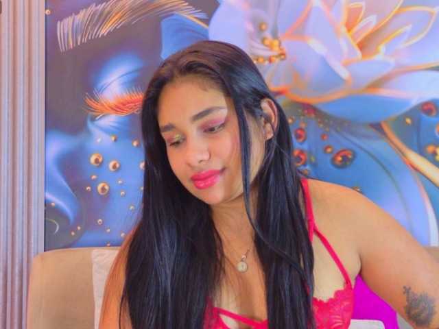 evediamondcr live cam on BongaCams