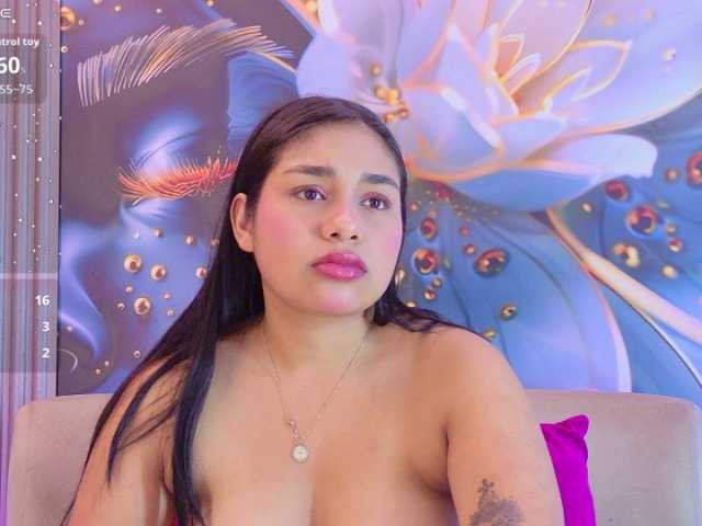 evediamondcr live cam on BongaCams