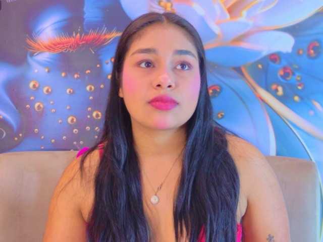 evediamondcr live cam on BongaCams