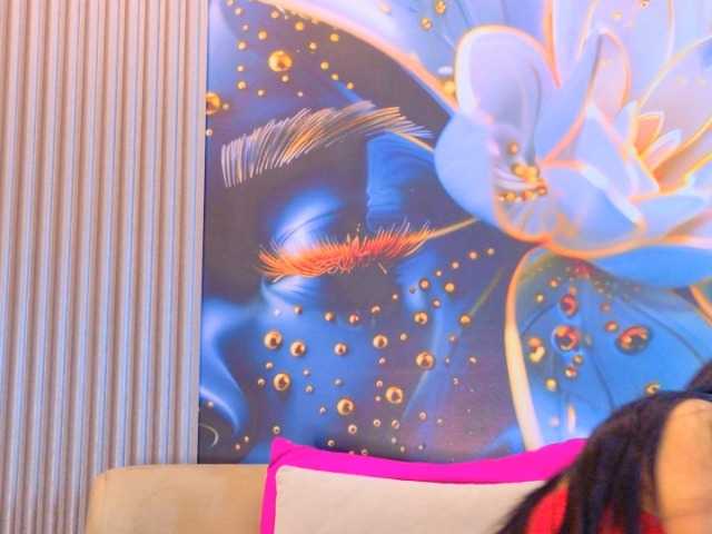 evediamondcr live cam on BongaCams