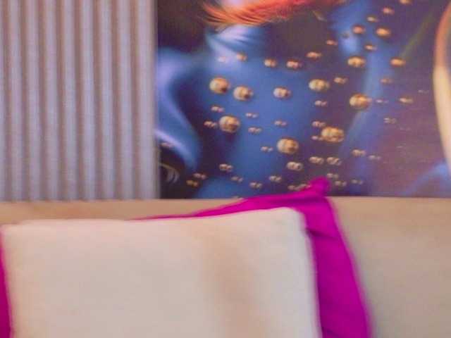 evediamondcr live cam on BongaCams