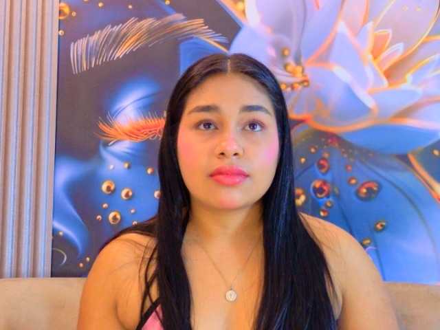 evediamondcr live cam on BongaCams