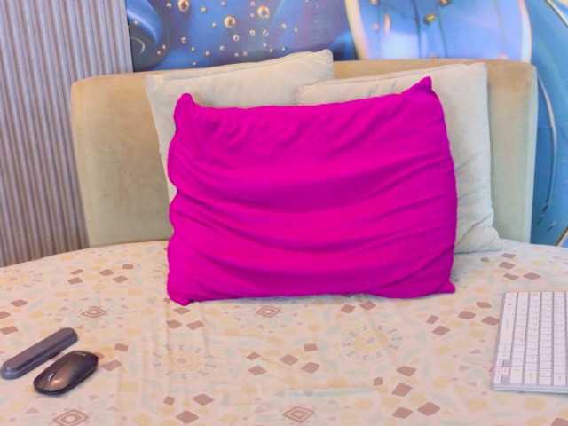 evediamondcr live cam on BongaCams