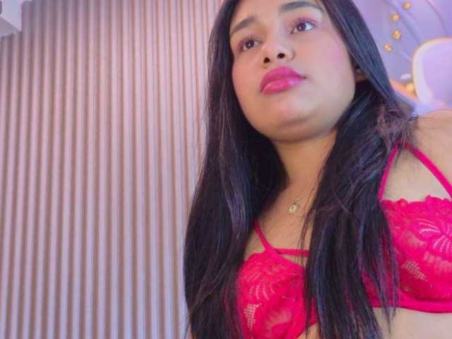 evediamondcr live cam on BongaCams