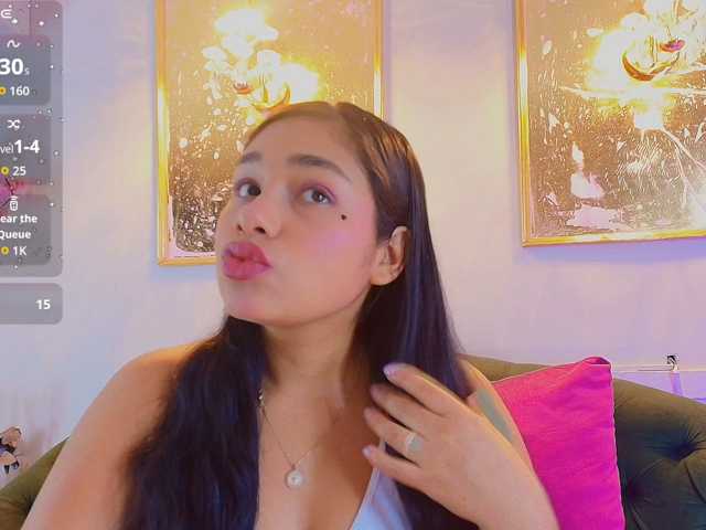 evediamondcr live cam on BongaCams