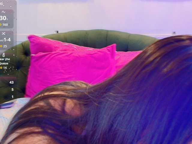 evediamondcr live cam on BongaCams