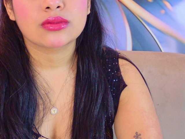 evediamondcr live cam on BongaCams