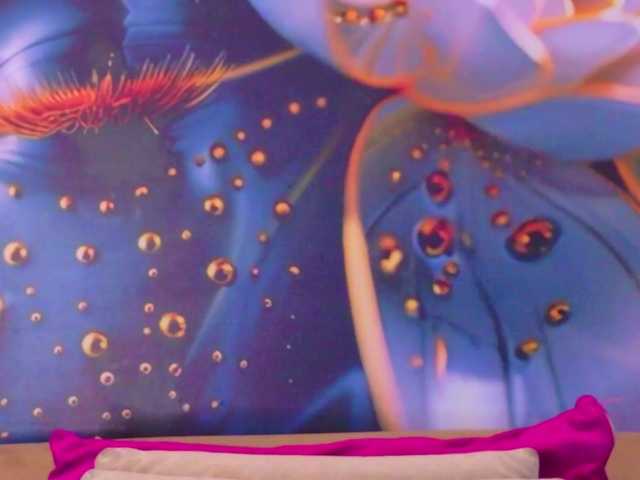 evediamondcr live cam on BongaCams