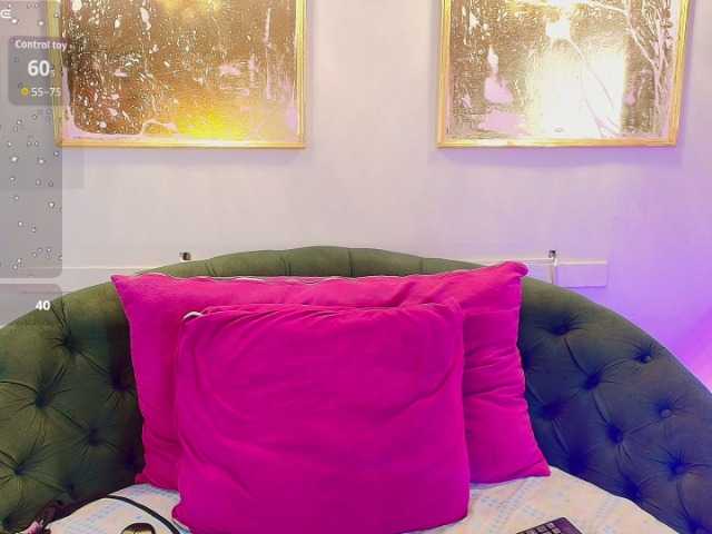 evediamondcr live cam on BongaCams