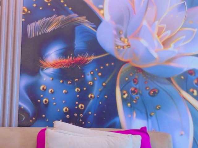 evediamondcr live cam on BongaCams