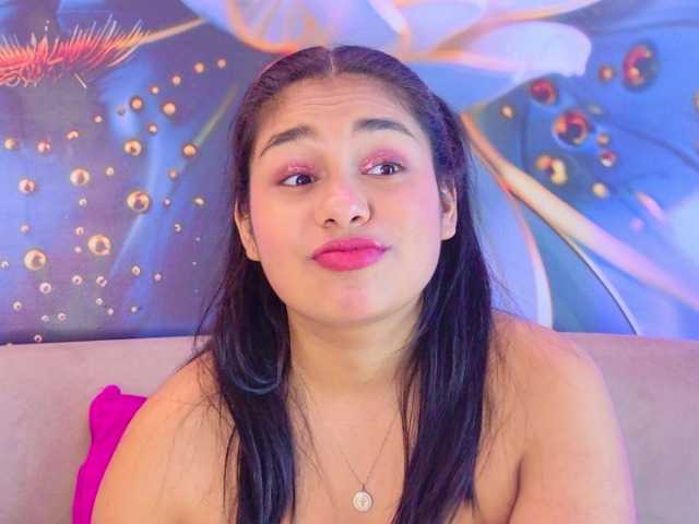 evediamondcr live cam on BongaCams