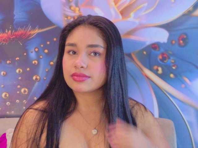 evediamondcr live cam on BongaCams