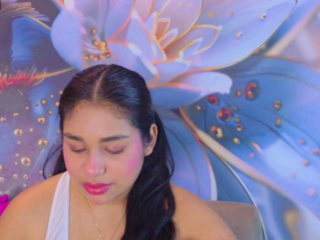 evediamondcr live cam on BongaCams