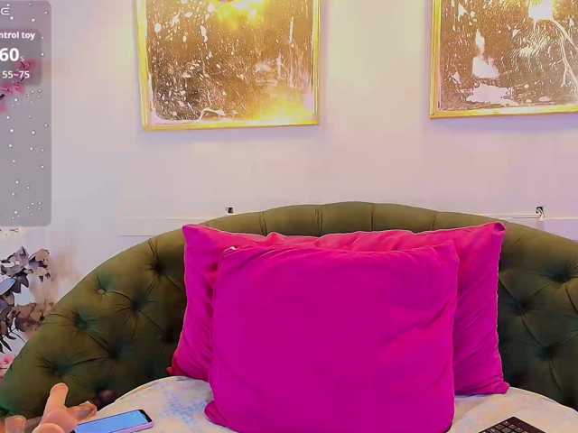 evediamondcr, en directo ahora en BongaCams