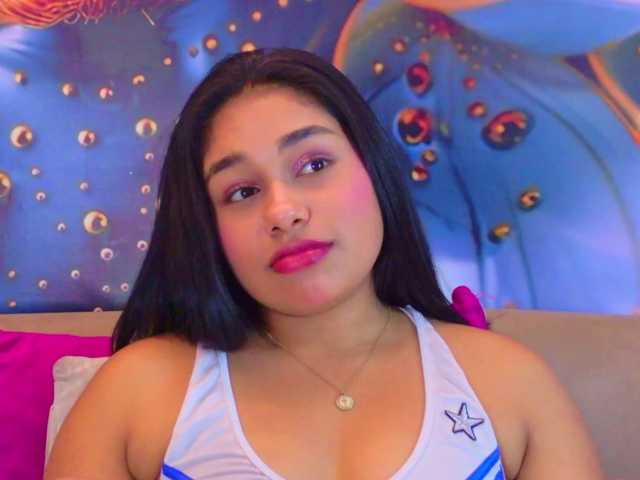 evediamondcr live cam on BongaCams