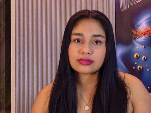 evediamondcr live cam on BongaCams