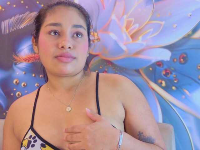 evediamondcr live cam on BongaCams