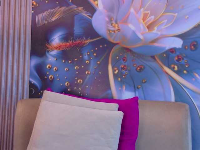 evediamondcr live cam on BongaCams