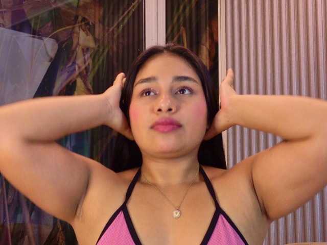 evediamondcr live cam on BongaCams