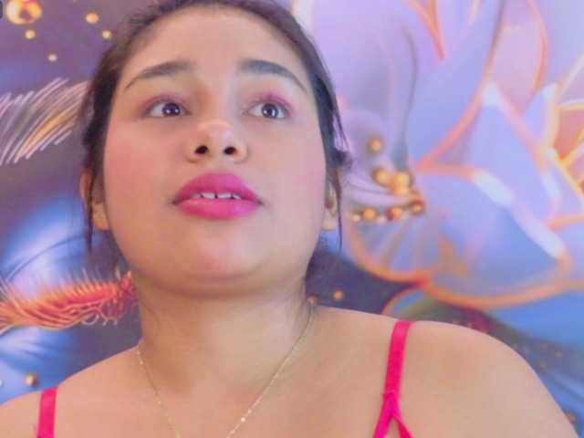 evediamondcr live cam on BongaCams