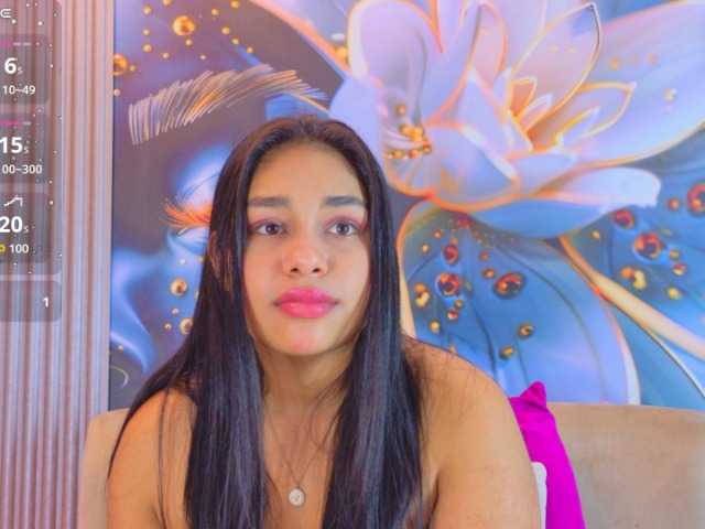evediamondcr live cam on BongaCams